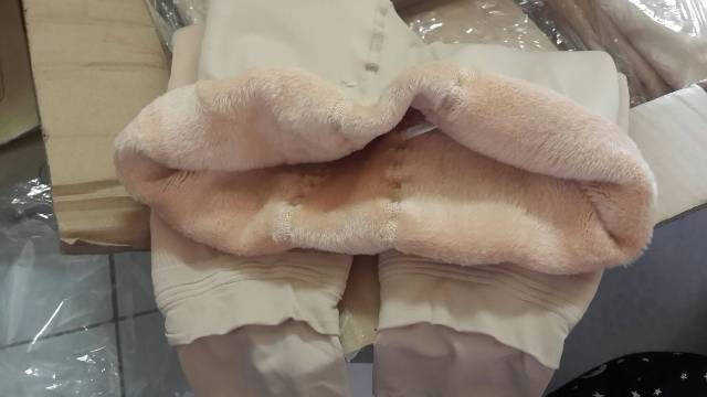 รูปภาพที่2 ของสินค้า : (พร้อมส่งสีเนื้อ) กางเกงเลคกิ้งกันหนาว เลคกิ้งแฟชั่นแบบหนา